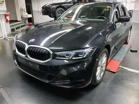 Vista delantera izquierda