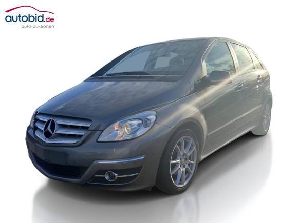 Náhled zpředu zleva