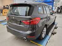 Vista trasera derecha