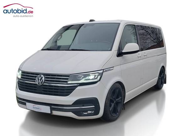 Pogled od napred levo