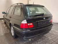 Pogled od pozadi levo