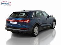 Vaizdas iš galo dešinės