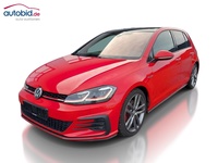 Skats no kreisās puses priekšā