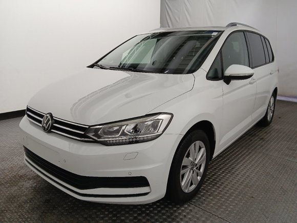 Pogled od napred levo