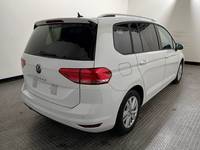 Pogled od pozadi desno