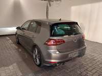 Pogled od pozadi levo