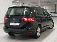 Pogled od pozadi desno