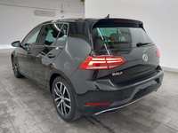 Pogled od pozadi levo