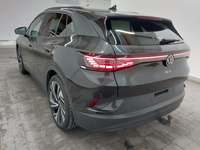 Pogled od pozadi levo