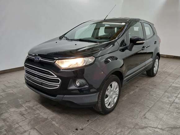 Pogled od napred levo