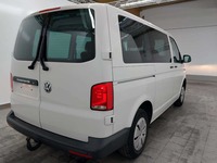 Vista trasera derecha