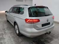 Pogled od pozadi levo