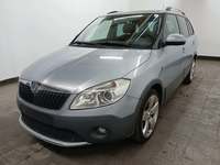 Pogled od napred levo