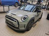 Pogled od napred levo