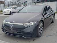 Pogled od napred levo