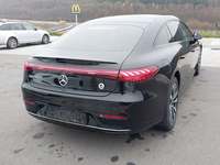 Pogled od pozadi desno