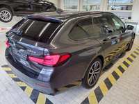 Vista trasera derecha