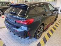 Vista trasera derecha