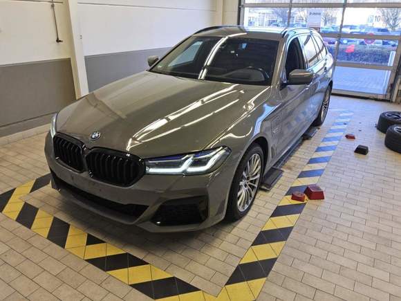 Vista delantera izquierda