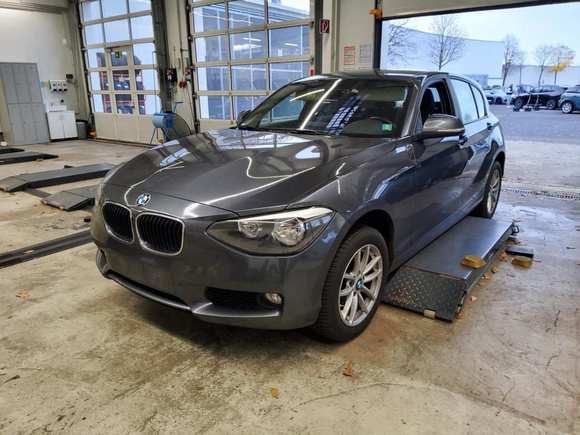 Vista delantera izquierda