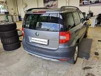 Vista trasera derecha