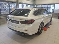 Vista trasera derecha