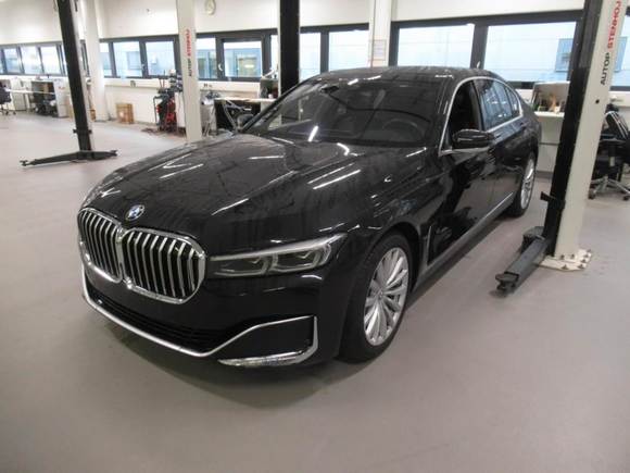 Vista delantera izquierda