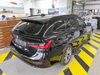 Vista trasera derecha