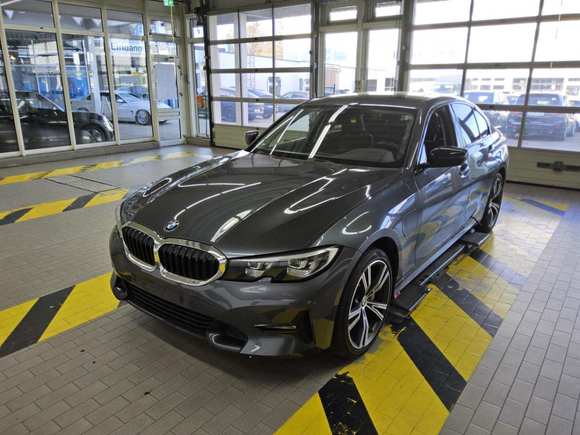 Vista delantera izquierda