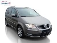 Skats no labās puses priekšā