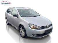 Skats no labās puses priekšā