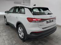 Pogled od pozadi levo