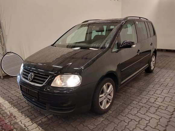 Pogled od napred levo