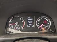 Pogled na kombinovani instrument