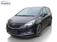 Skats no kreisās puses priekšā