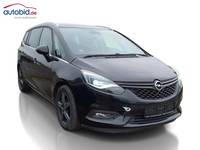 Skats no labās puses priekšā