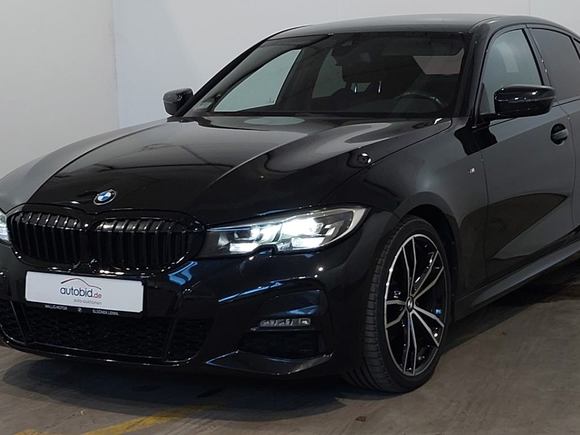 Pogled od napred levo