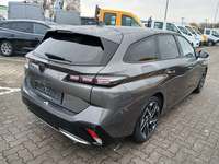 Pogled od pozadi desno