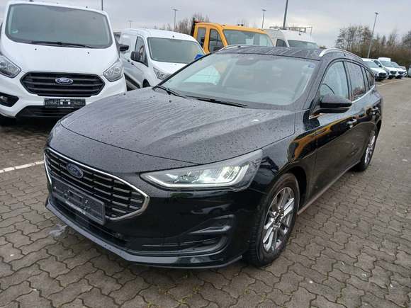 Pogled od napred levo