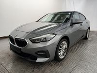 Pogled od napred levo