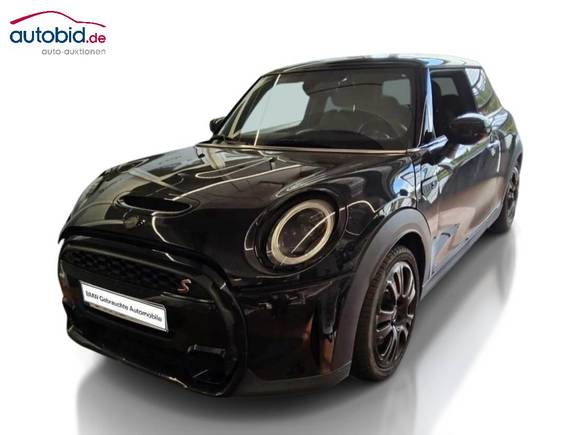 Pogled od napred levo