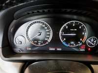 Pogled na kombinovani instrument