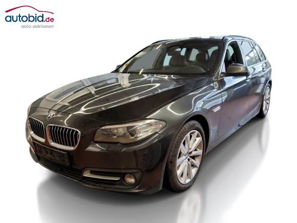 Pogled od napred levo