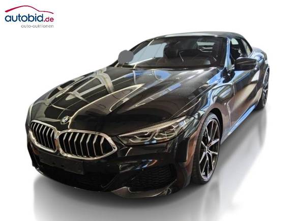 Pogled od napred levo