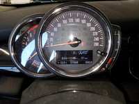 Pogled na kombinovani instrument