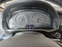 Pogled na kombinovani instrument