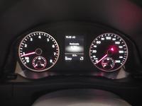 Pogled na kombinovani instrument