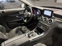 Вид на салон