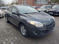 Вид спереди справа