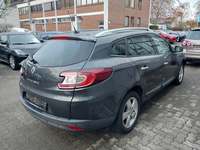 Вид сзади справа